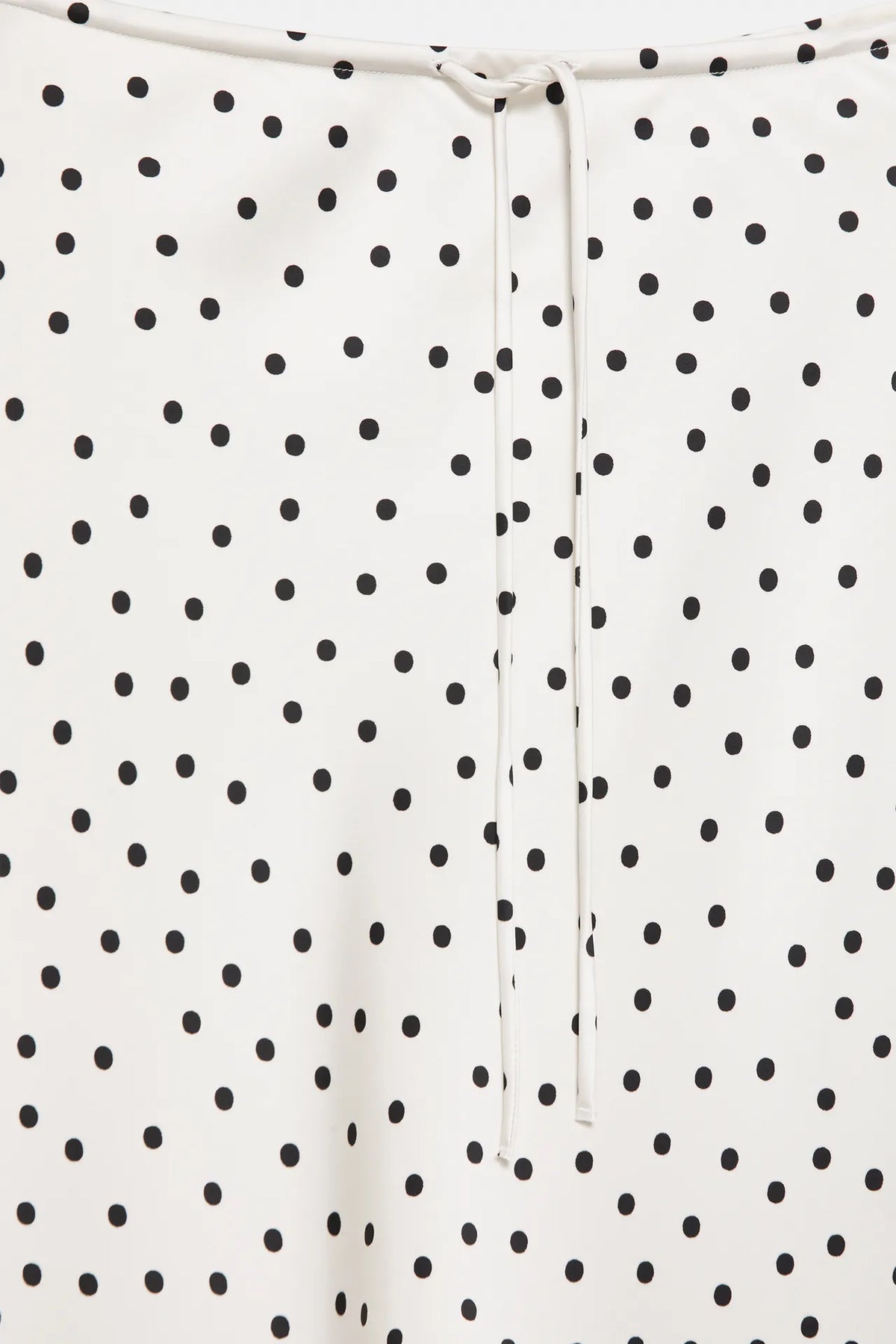 Jupe midi effet satin avec cordon de serrage