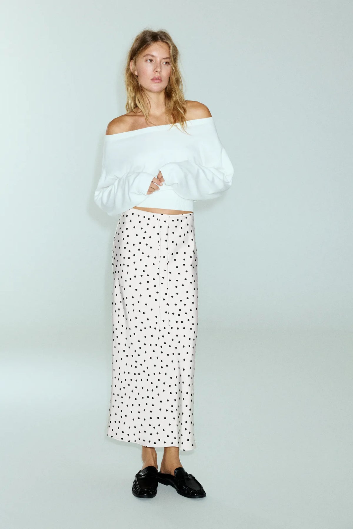 Jupe midi effet satin avec cordon de serrage