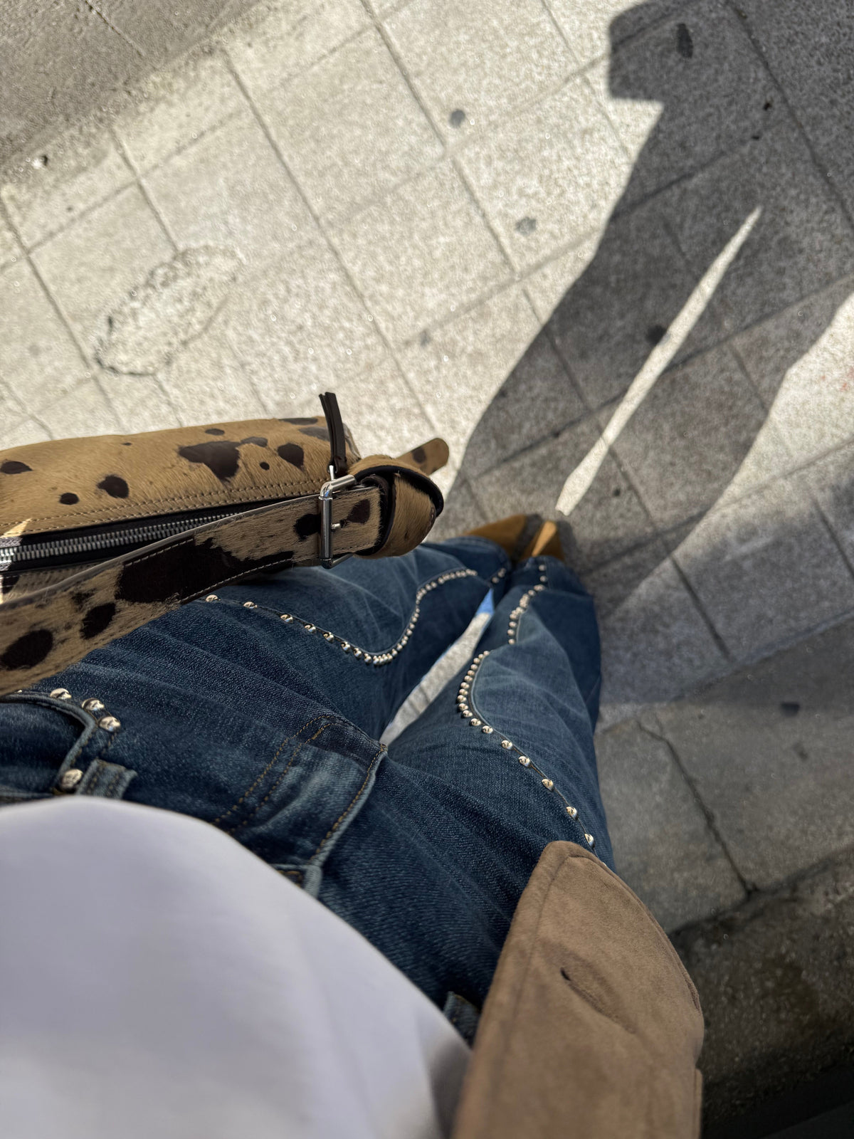 Jeans Gamba Larga con Borchie - Grigio