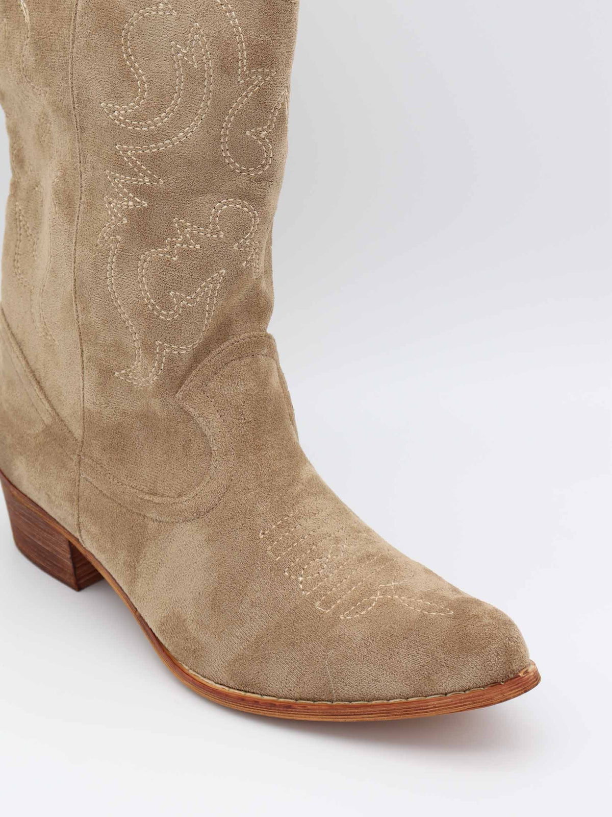 Bottes cowboy Bassau en suédine beige