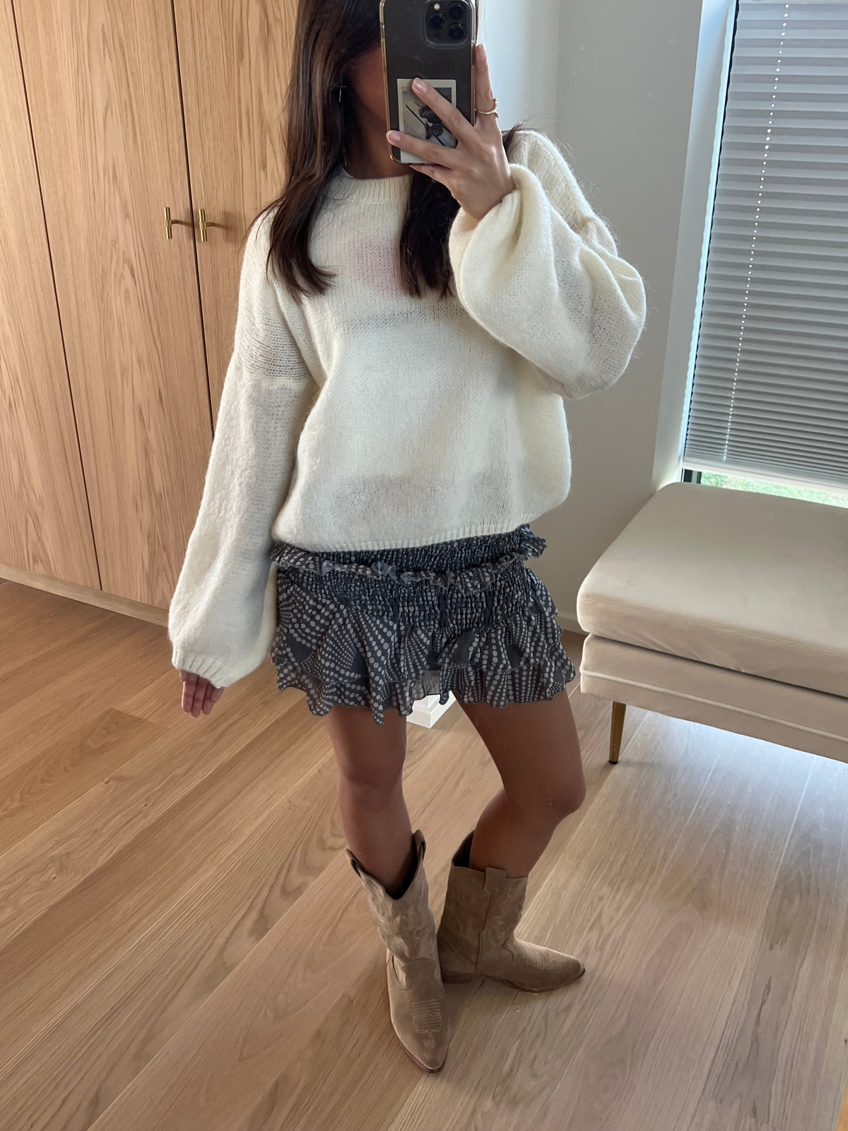 Bottes cowboy Bassau en suédine beige