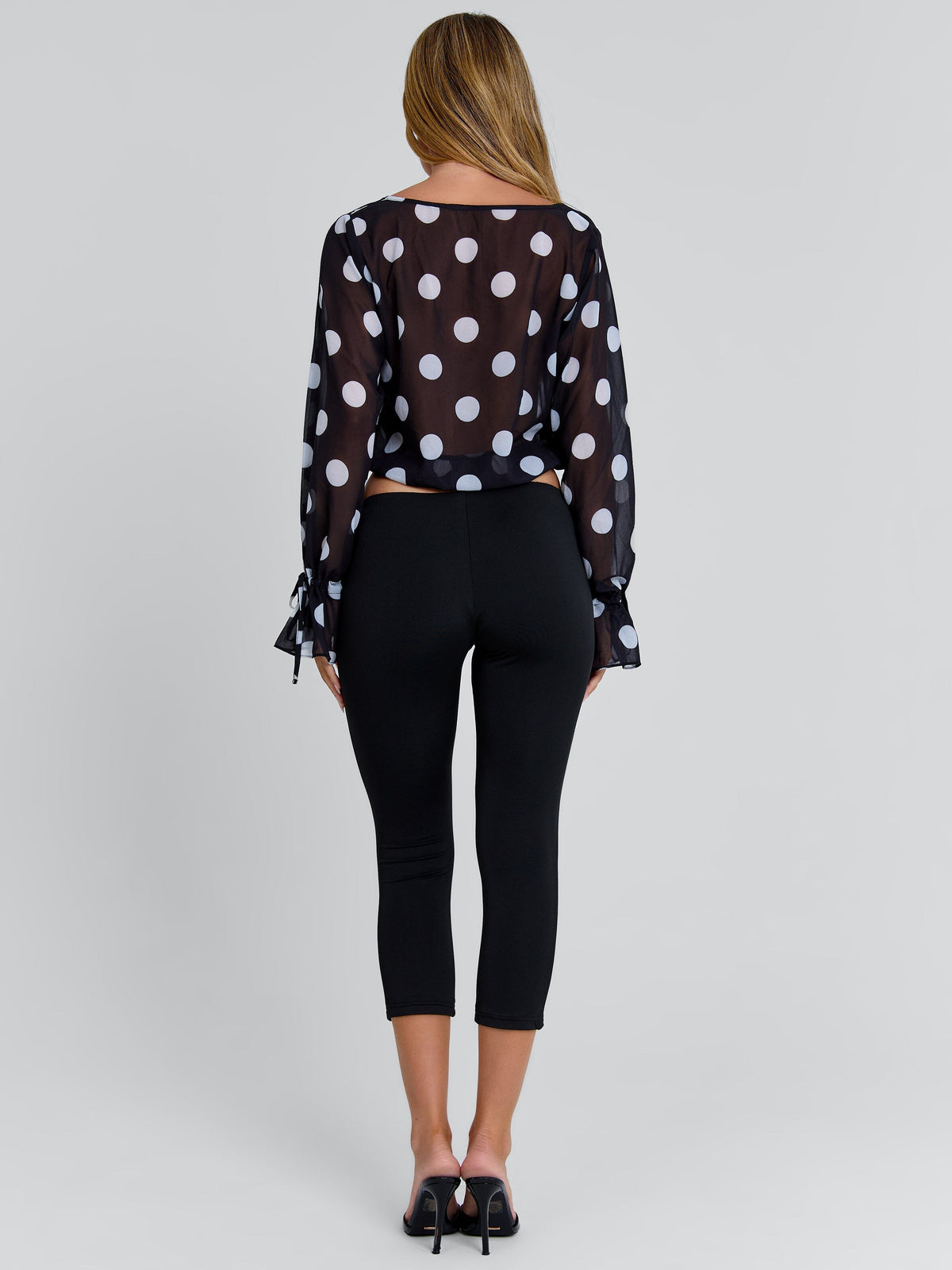 PANTALON CAPRI LUMAE NOIR