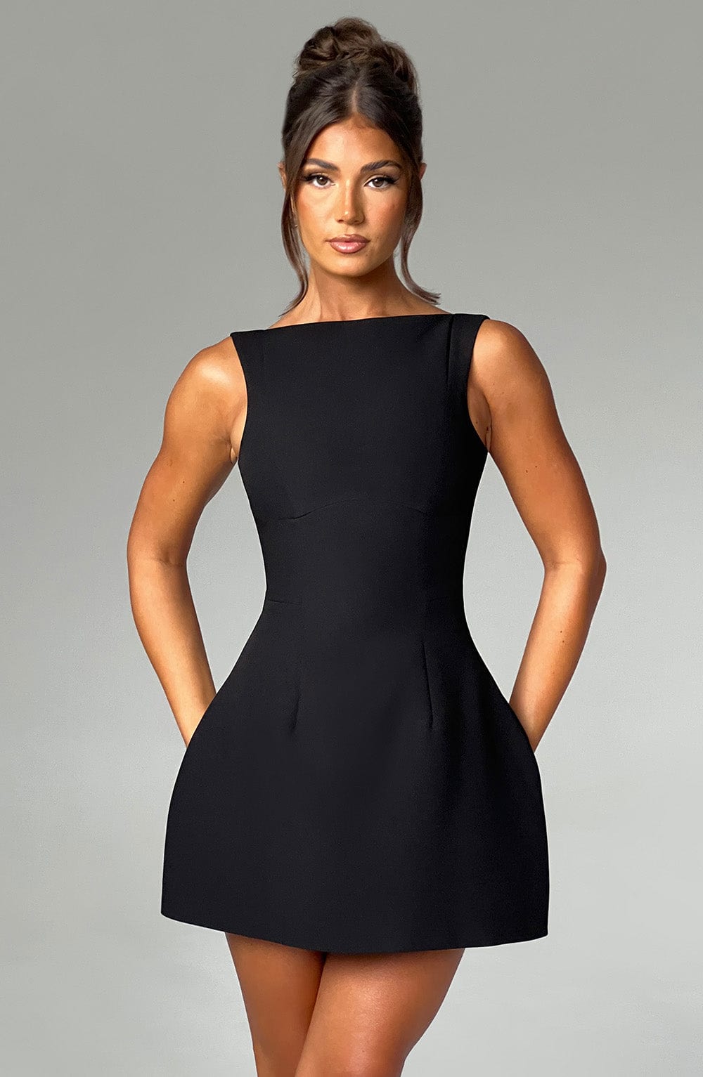 Robes courtes Alana