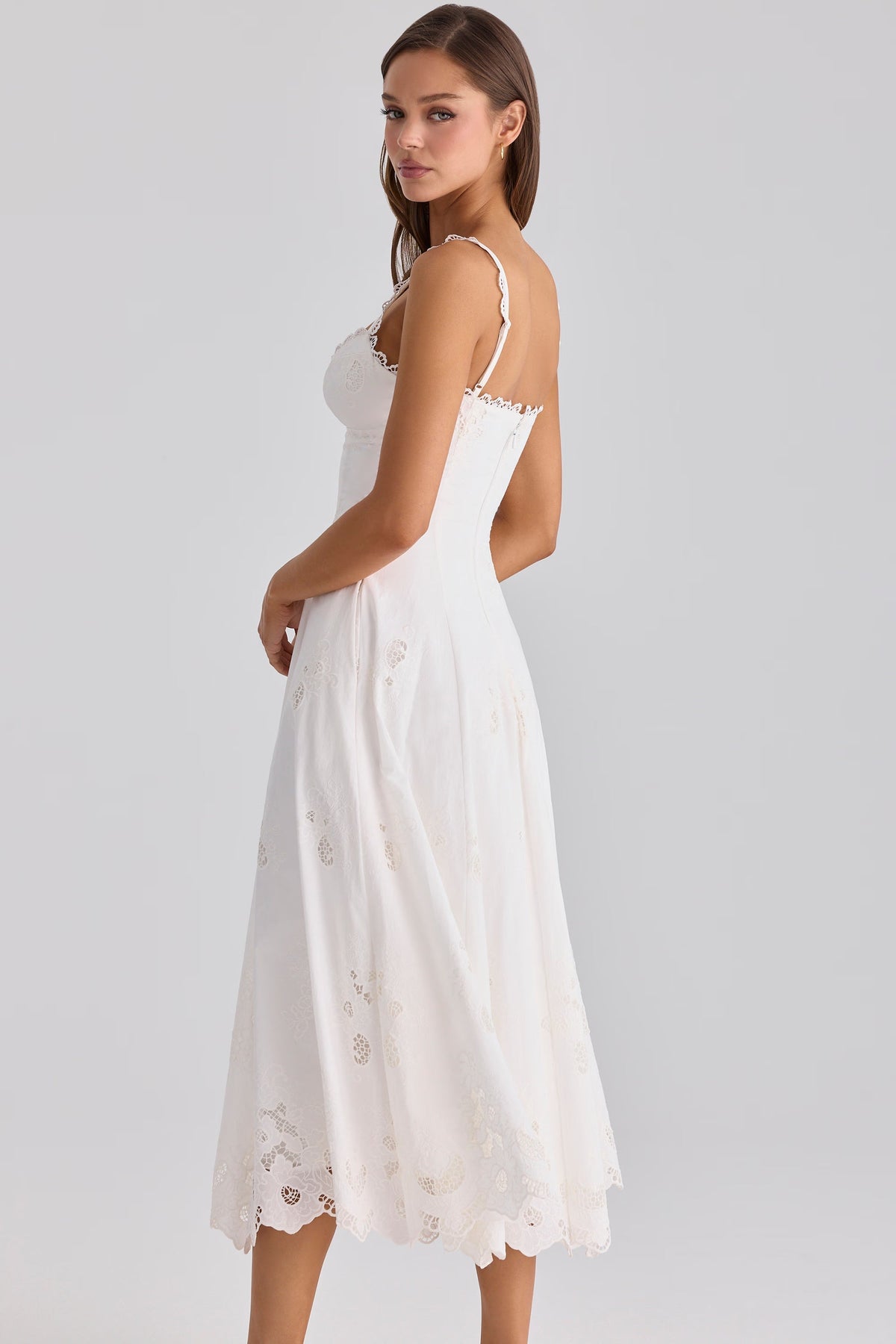 Robe mi-longue en broderie anglaise de coton