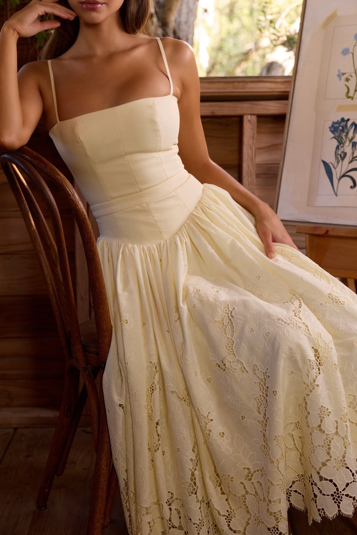 Robe midi en broderie anglaise de dentelle citronnée sur mesure