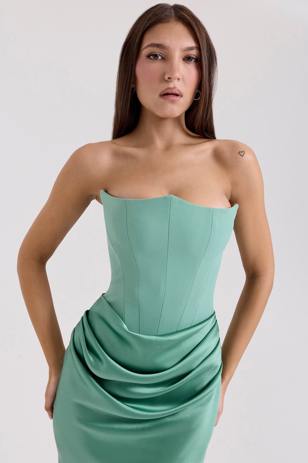 Robe longue corset bustier