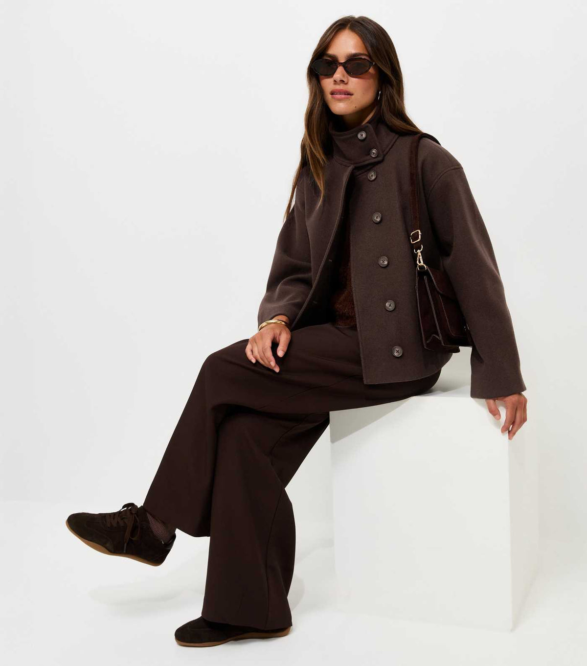 Veste petite à col montant