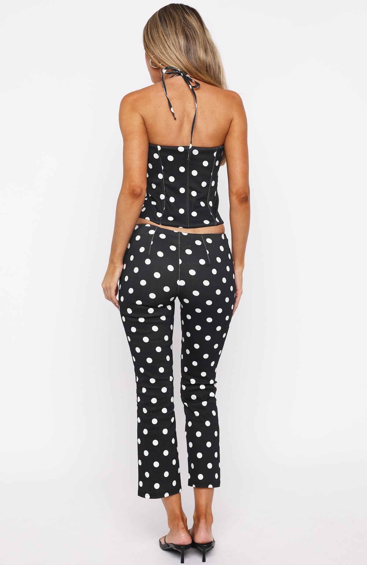 Pantacourt Sweetie Darling à pois noirs et blancs