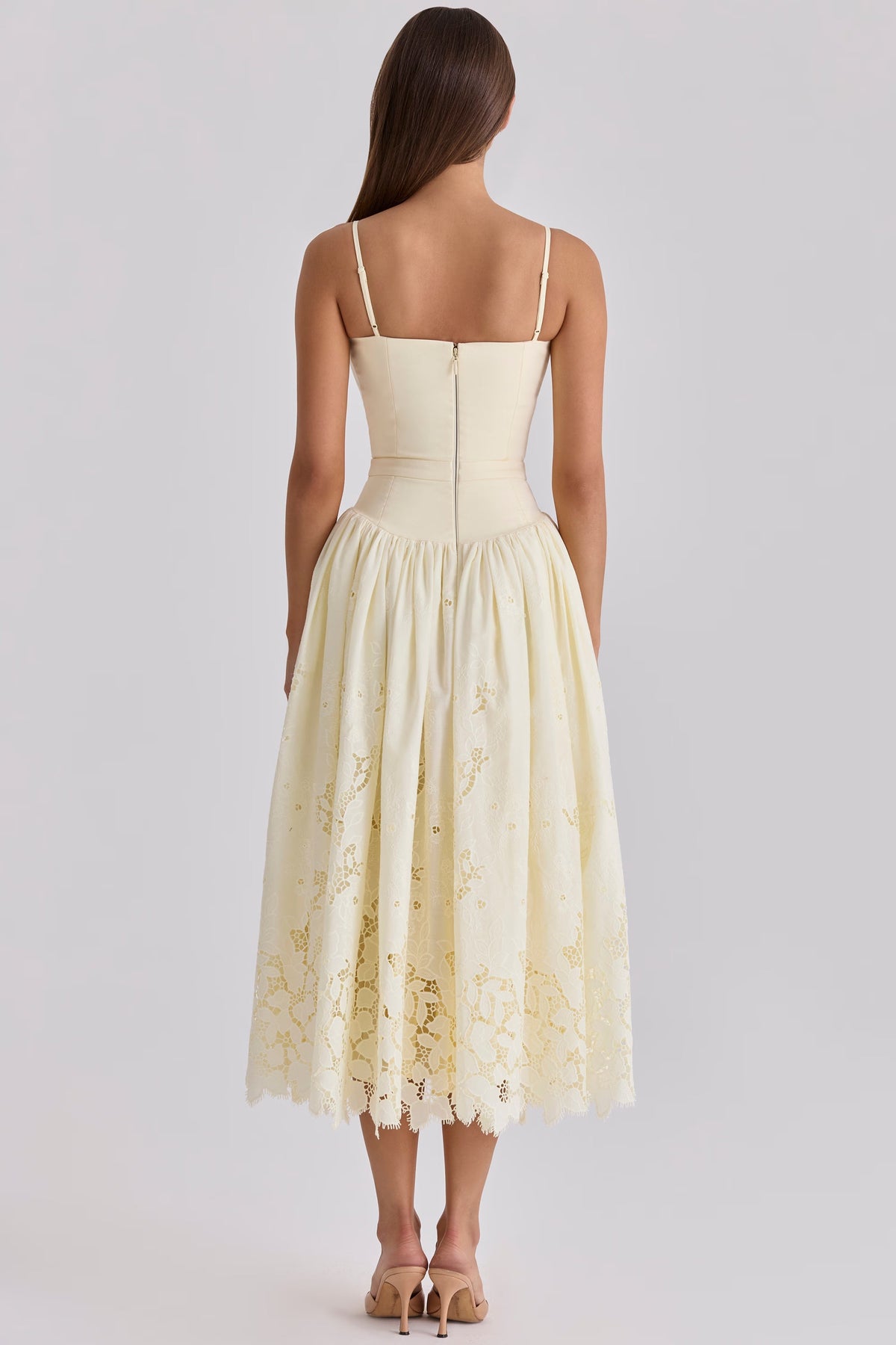 Robe midi en broderie anglaise de dentelle citronnée sur mesure